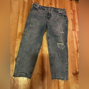 Old Navy blue jeans in great condition. Size 20 plus.